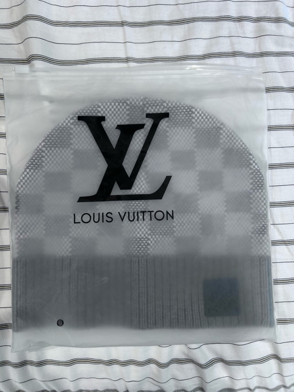 Louis Vuitton Gray and Black Damier Knit Beanie - Picture 1 of 4